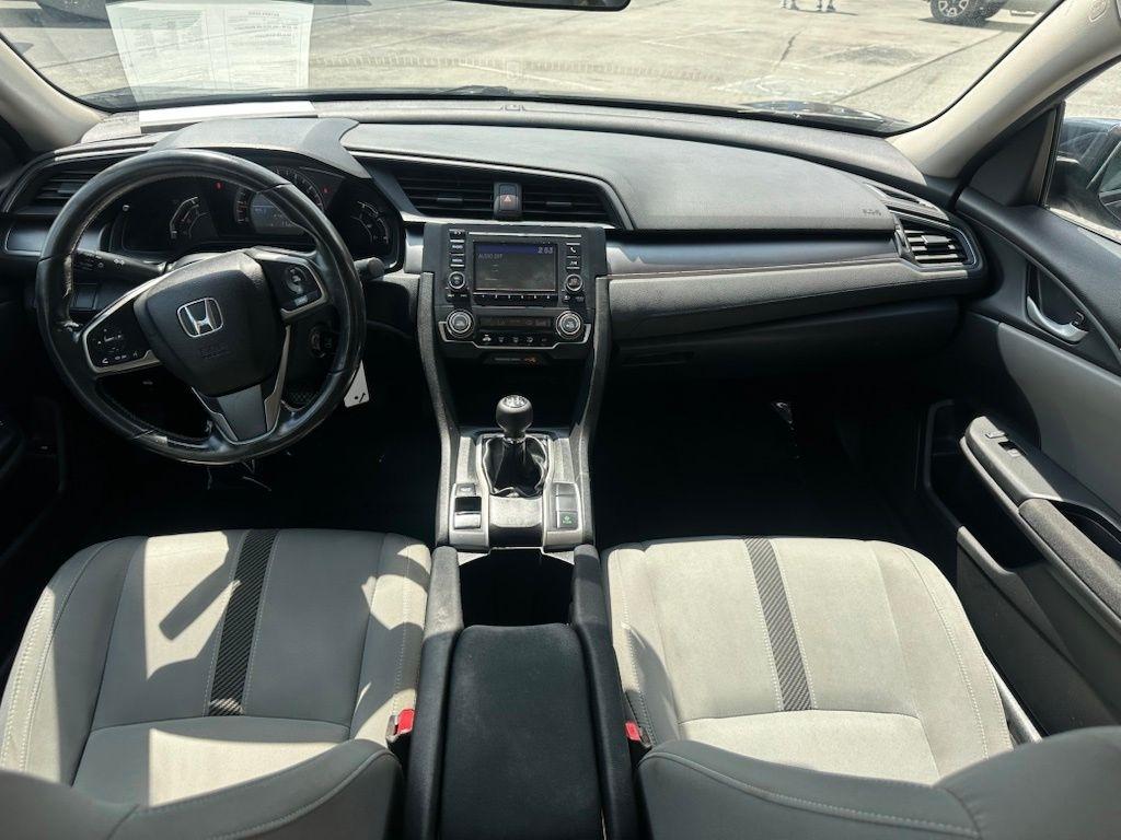 Honda Civic Sedan LX Manual 2017