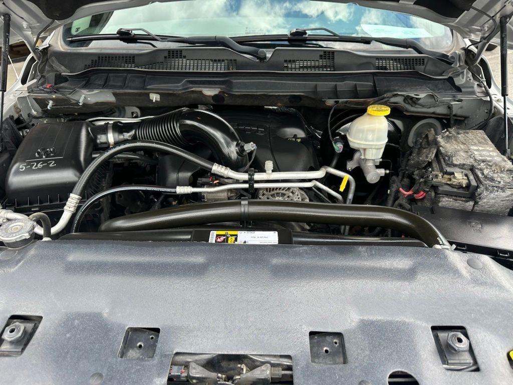 RAM 1500 4WD Crew Cab 140.5" Big Horn 2017