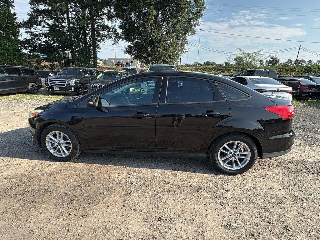 Ford Focus SE Sedan 2017