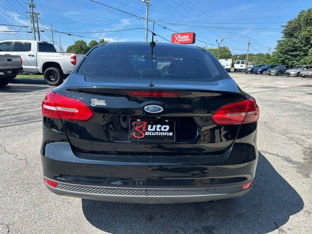 Ford Focus SE Sedan 2017