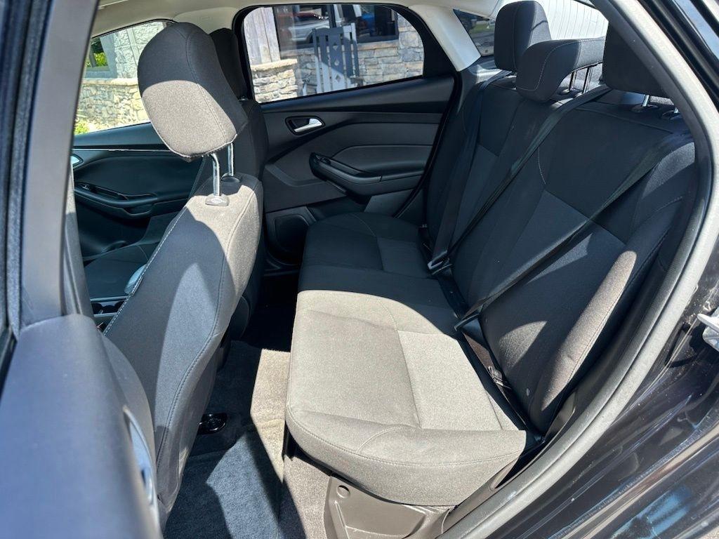 Ford Focus SE Sedan 2017