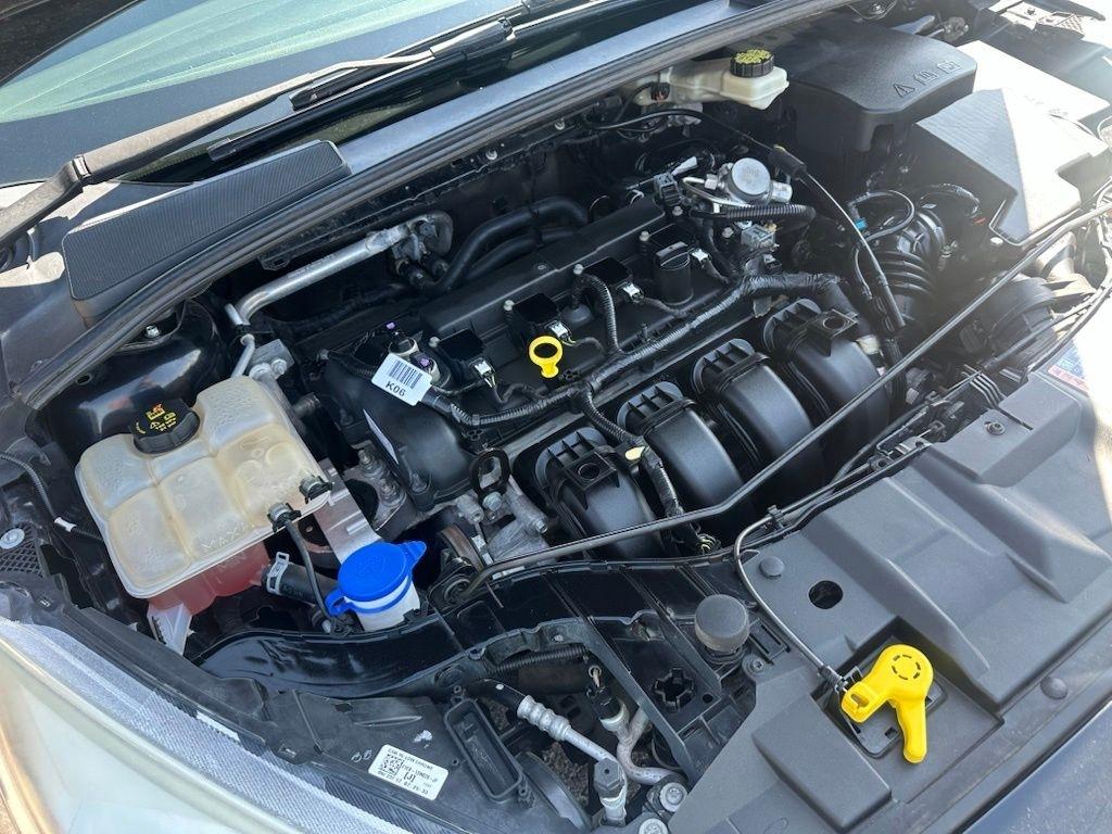 Ford Focus SE Sedan 2017