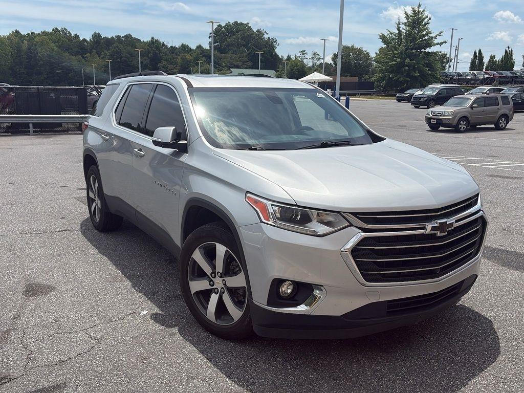 Chevrolet Traverse FWD 4dr LT Leather 2021