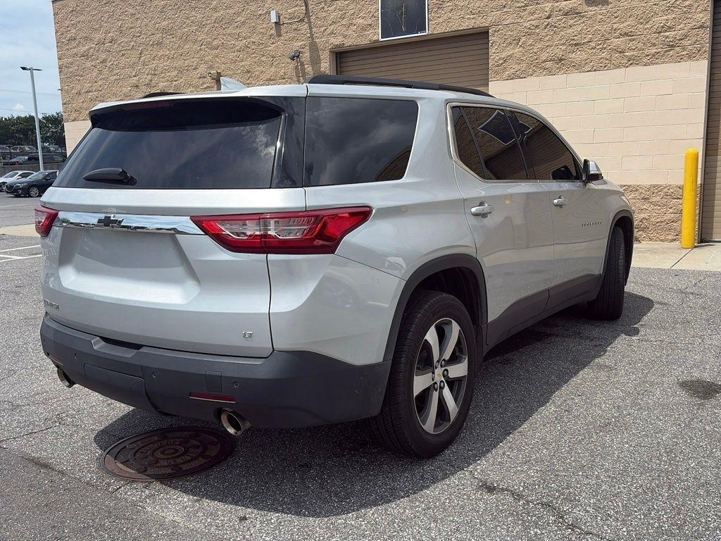 Chevrolet Traverse FWD 4dr LT Leather 2021
