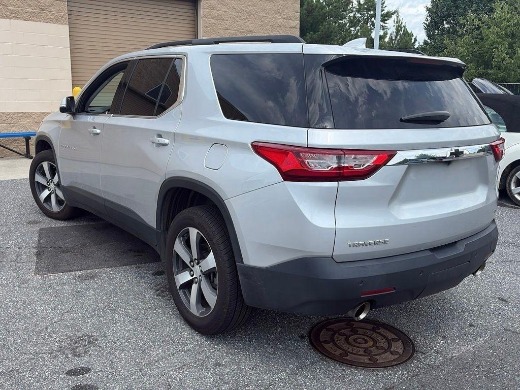 Chevrolet Traverse FWD 4dr LT Leather 2021