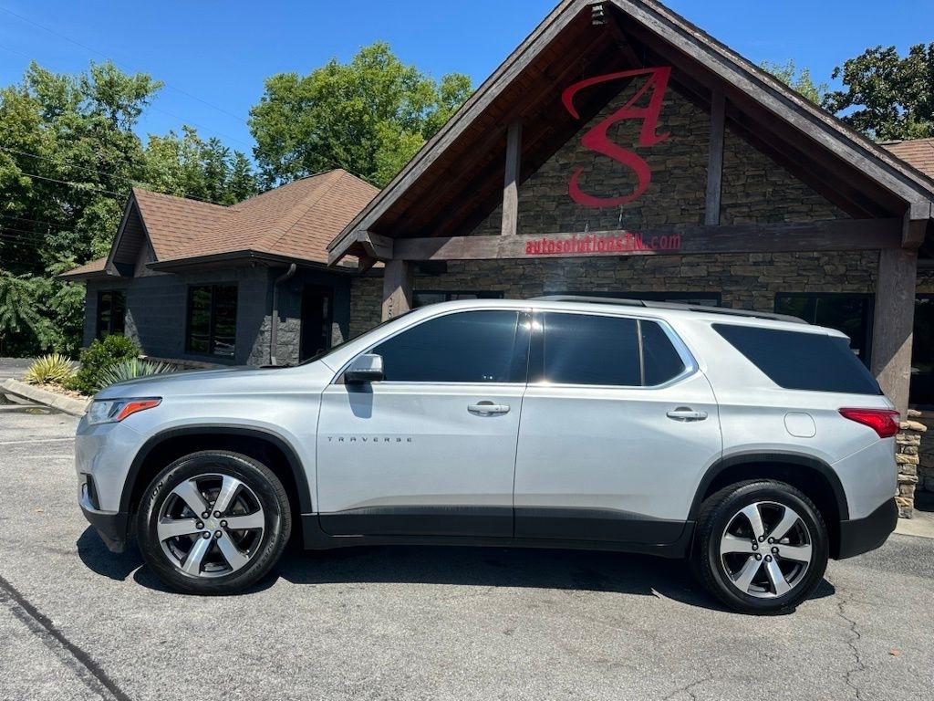 Chevrolet Traverse FWD 4dr LT Leather 2021