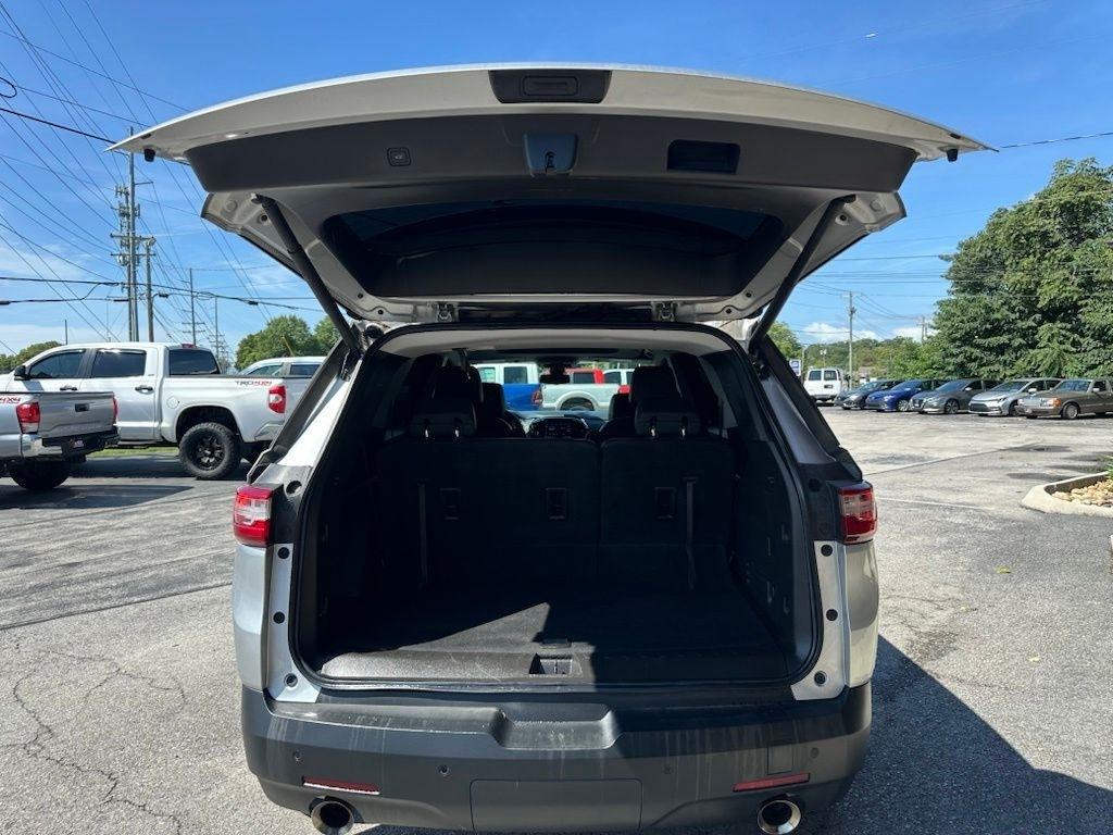 Chevrolet Traverse FWD 4dr LT Leather 2021