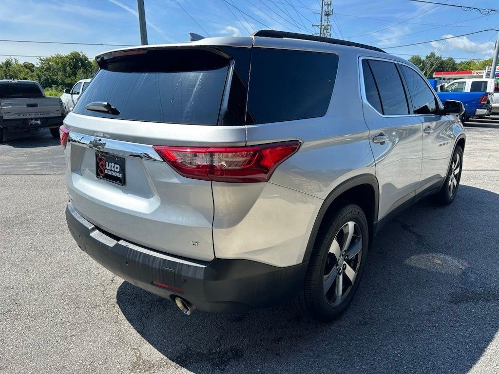 Chevrolet Traverse FWD 4dr LT Leather 2021