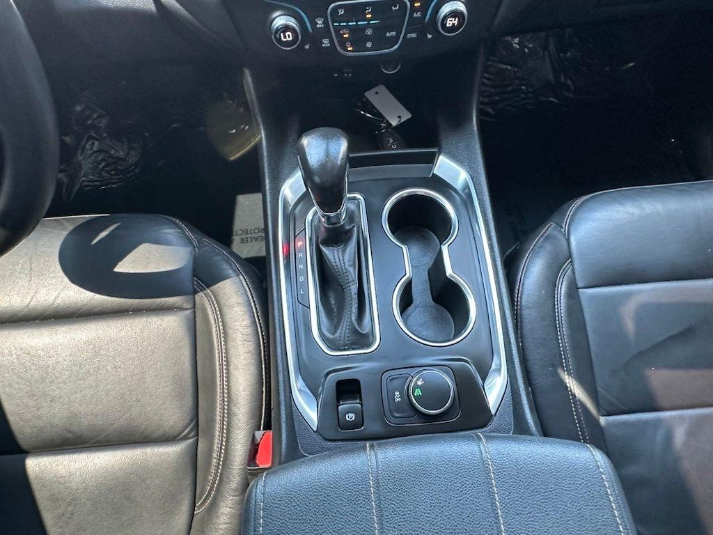 Chevrolet Traverse FWD 4dr LT Leather 2021