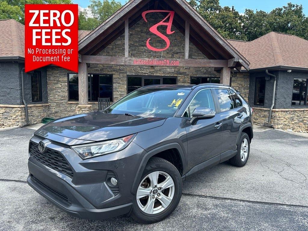 Toyota RAV4 XLE FWD (Natl) 2019
