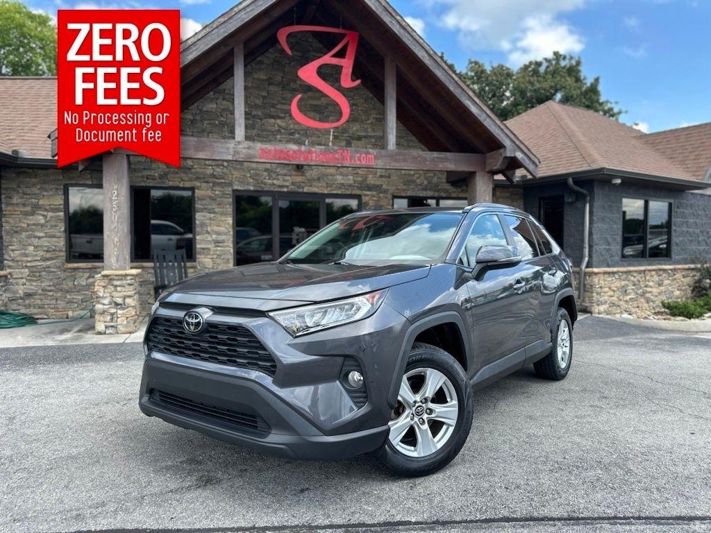 Toyota RAV4 XLE FWD (Natl) 2019