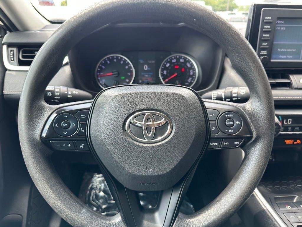 Toyota RAV4 XLE FWD (Natl) 2019
