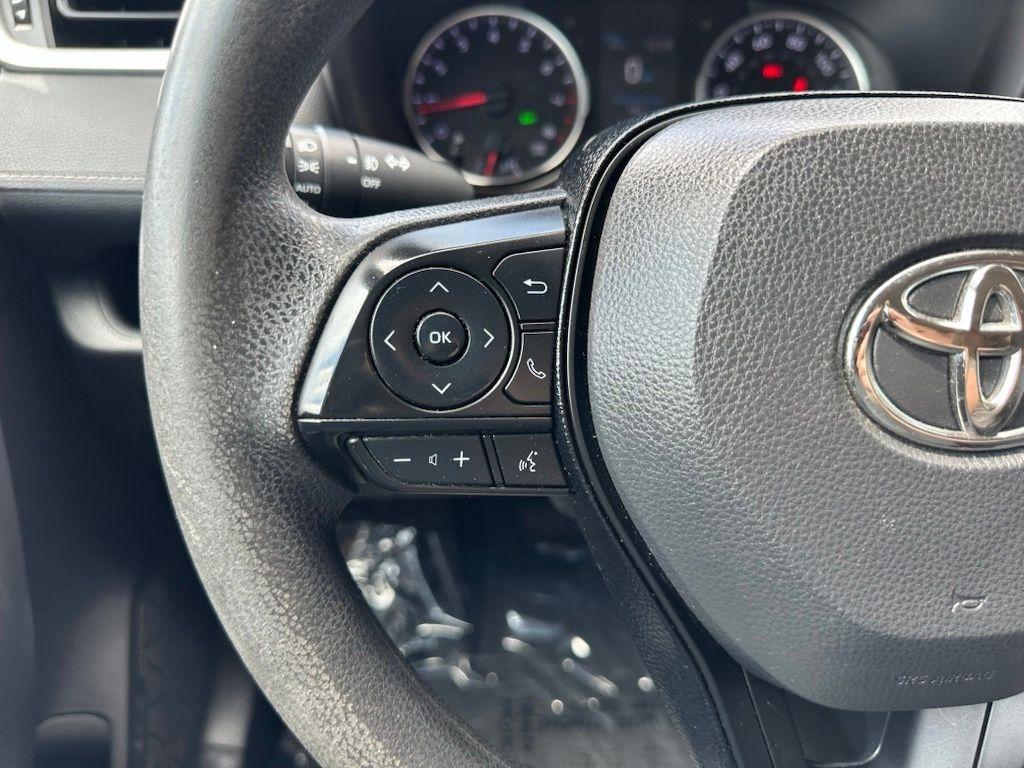 Toyota RAV4 XLE FWD (Natl) 2019