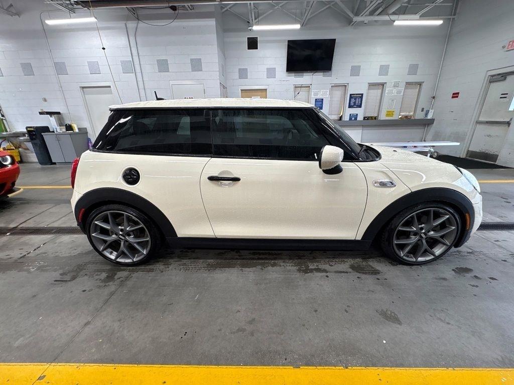 MINI Hardtop 2 Door Cooper S FWD 2020