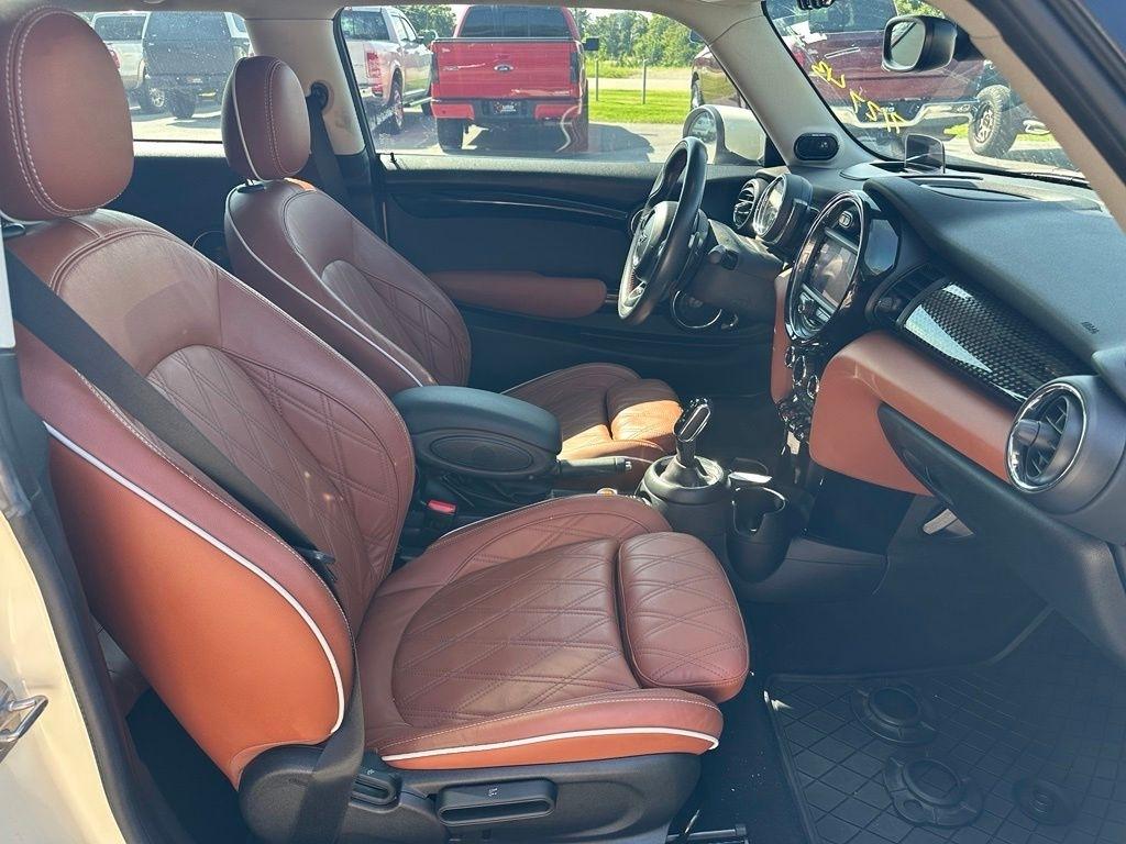 MINI Hardtop 2 Door Cooper S FWD 2020