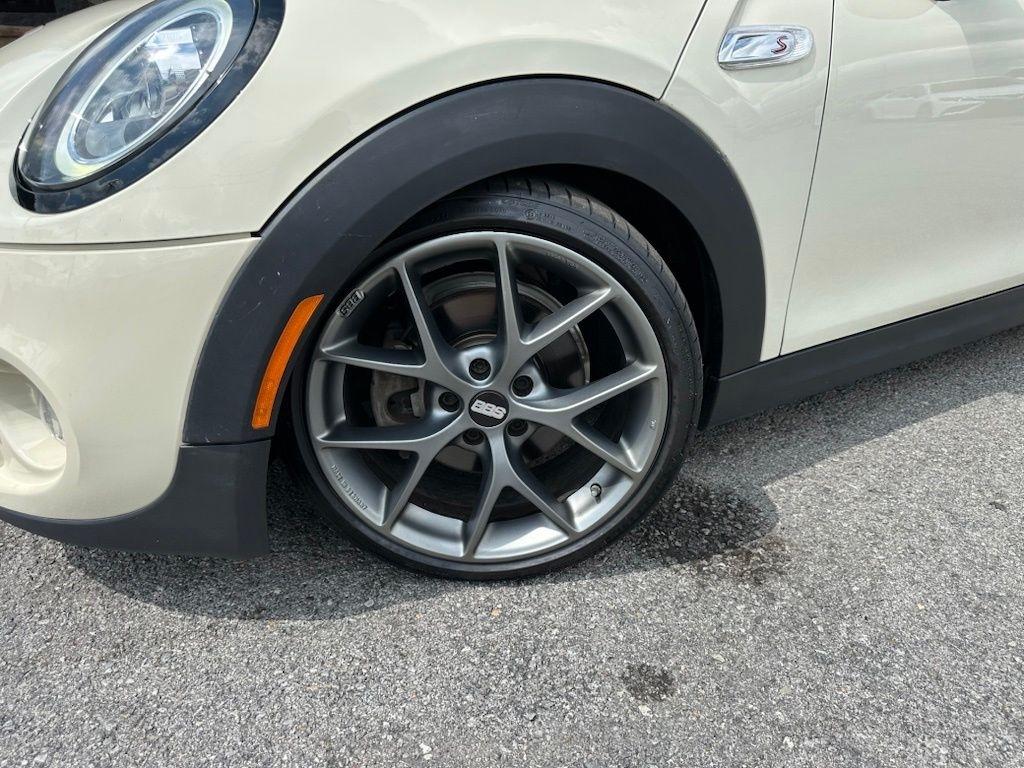 MINI Hardtop 2 Door Cooper S FWD 2020