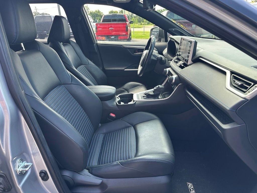 Toyota RAV4 Hybrid XSE AWD (Natl) 2019