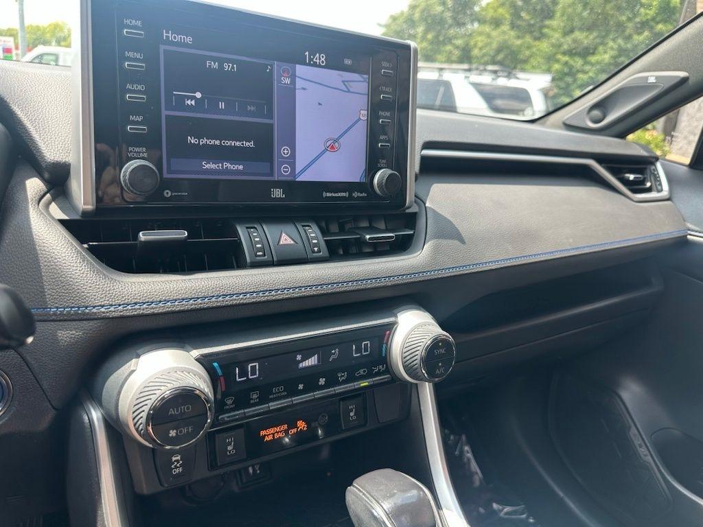 Toyota RAV4 Hybrid XSE AWD (Natl) 2019
