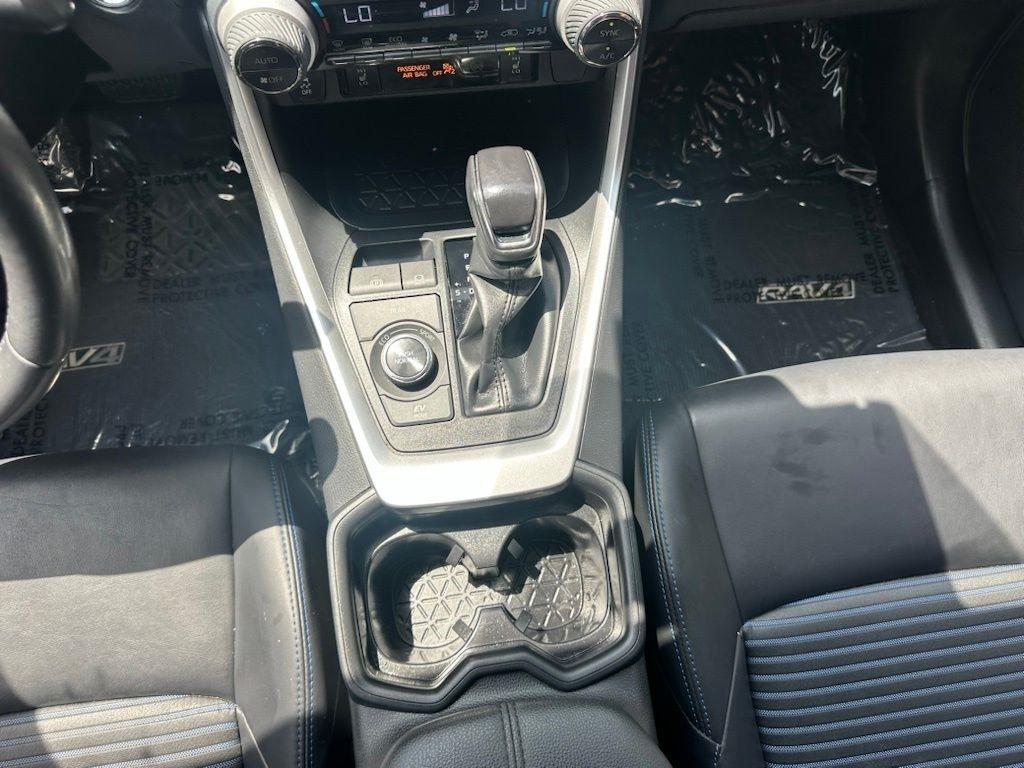 Toyota RAV4 Hybrid XSE AWD (Natl) 2019