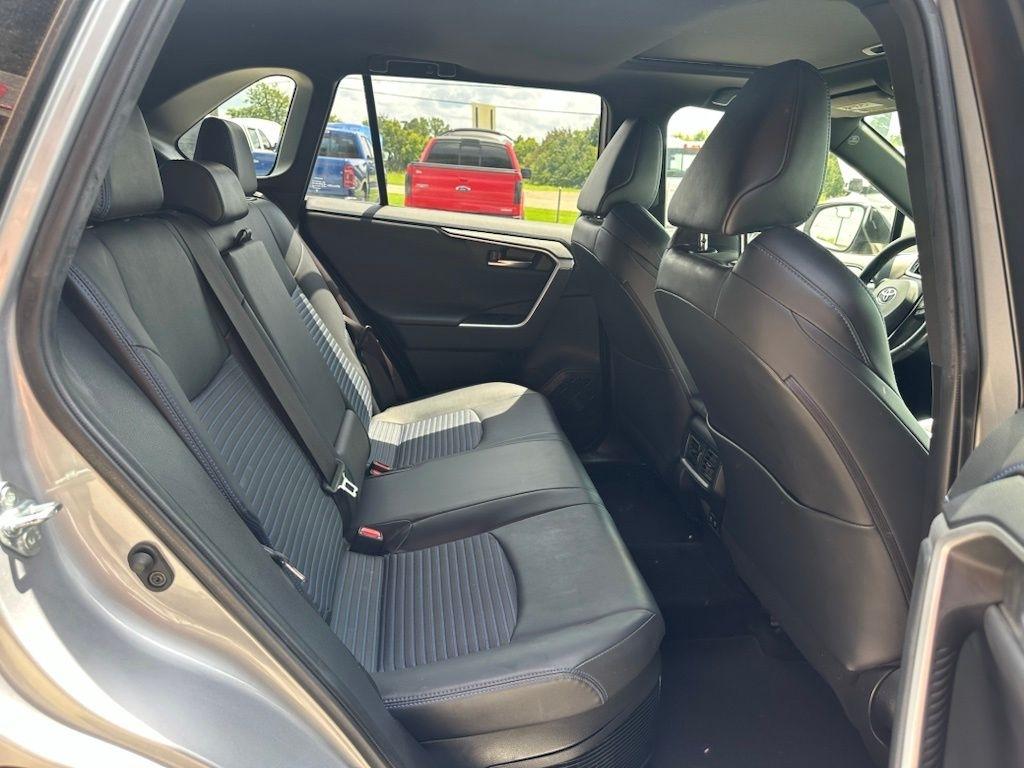 Toyota RAV4 Hybrid XSE AWD (Natl) 2019