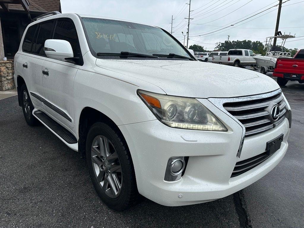Lexus LX 570 4WD 4dr 2013