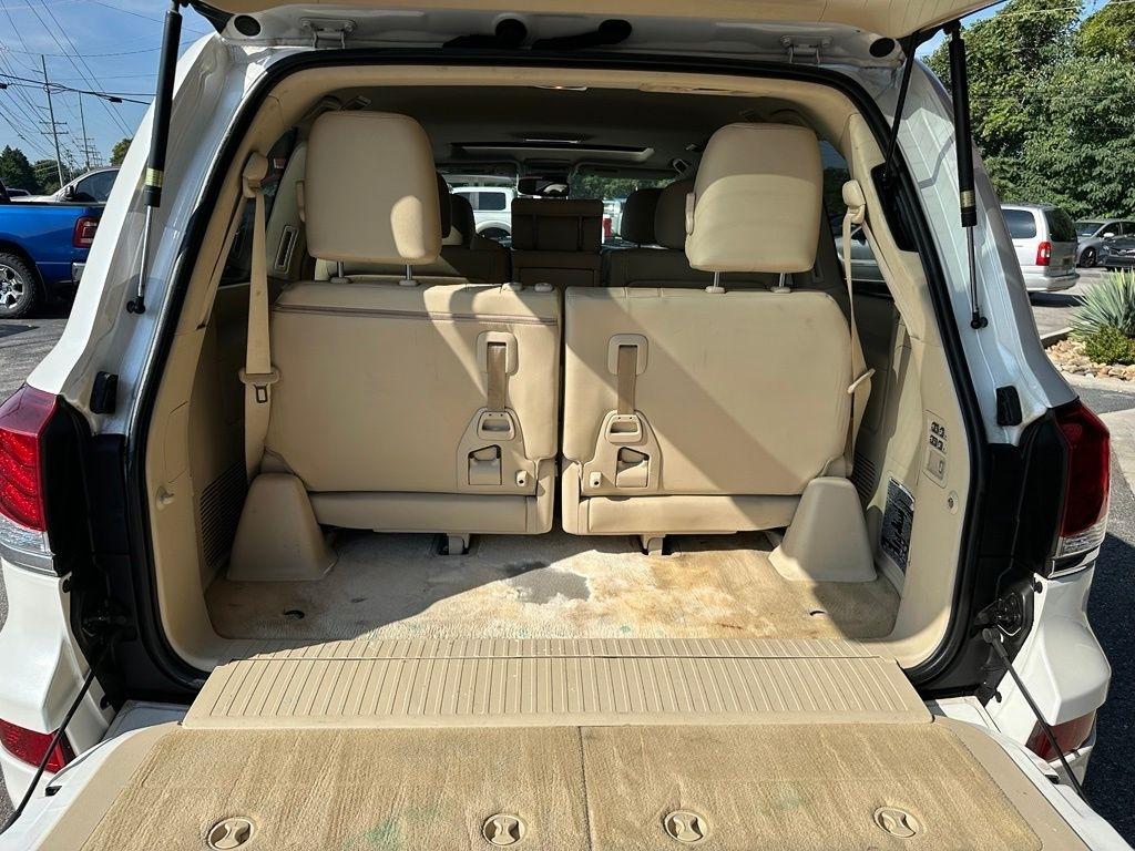 Lexus LX 570 4WD 4dr 2013