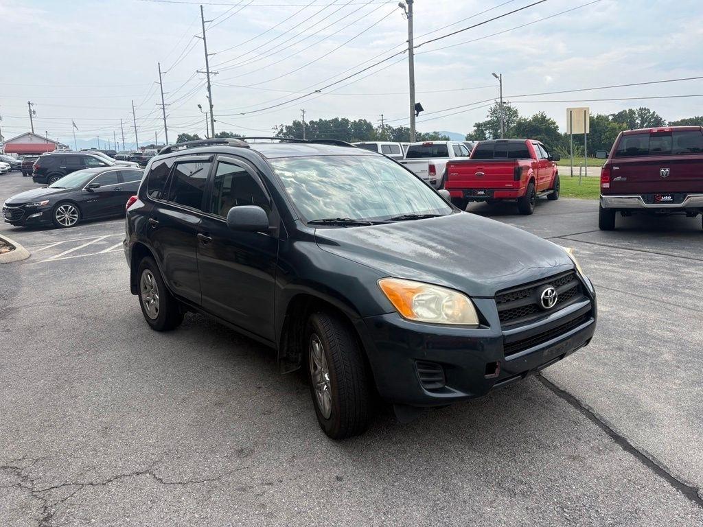 Toyota RAV4 4WD 4dr 4-cyl 4-Spd AT (Natl) 2011