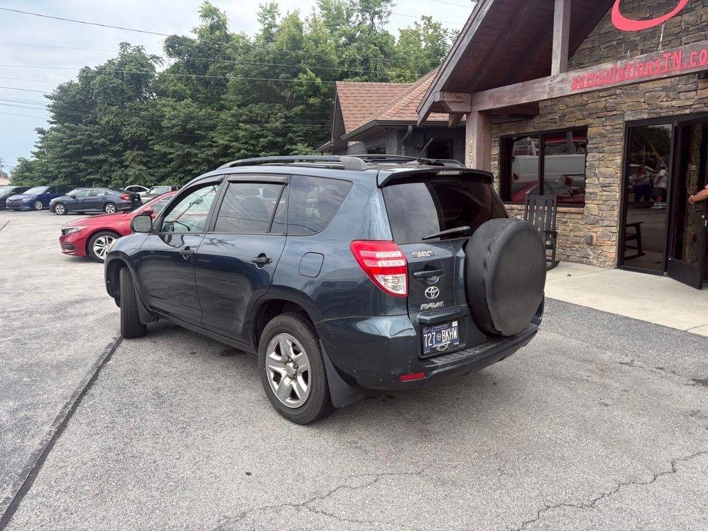 Toyota RAV4 4WD 4dr 4-cyl 4-Spd AT (Natl) 2011