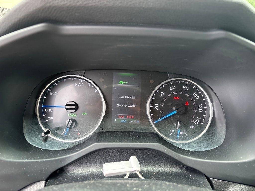 Toyota RAV4 Hybrid XLE Premium AWD (Natl) 2022