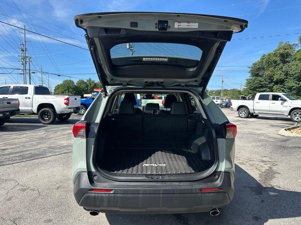Toyota RAV4 Hybrid XLE Premium AWD (Natl) 2022