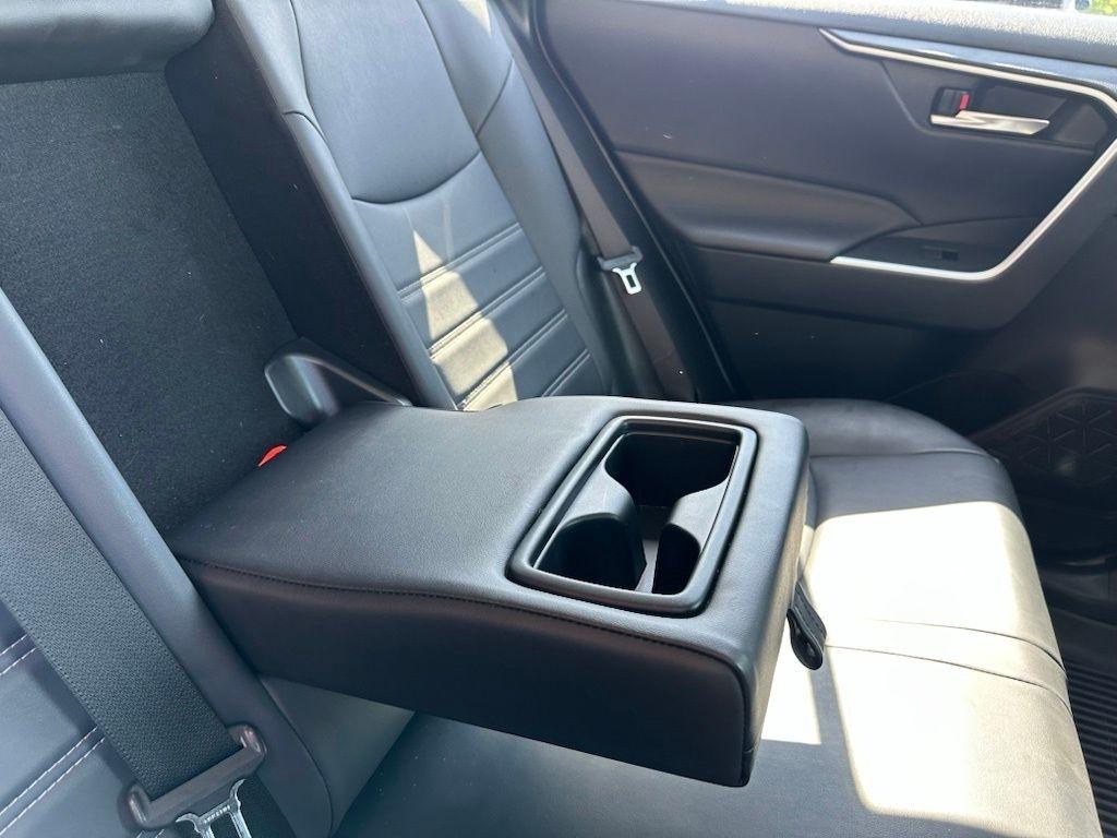 Toyota RAV4 Hybrid XLE Premium AWD (Natl) 2022