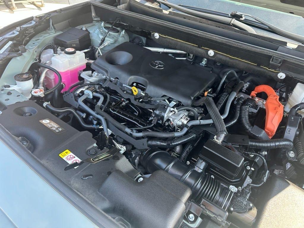 Toyota RAV4 Hybrid XLE Premium AWD (Natl) 2022