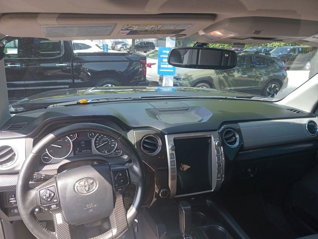 Toyota Tundra 4WD Truck CrewMax 5.7L FFV V8 6-Spd AT LTD (Natl) 2014