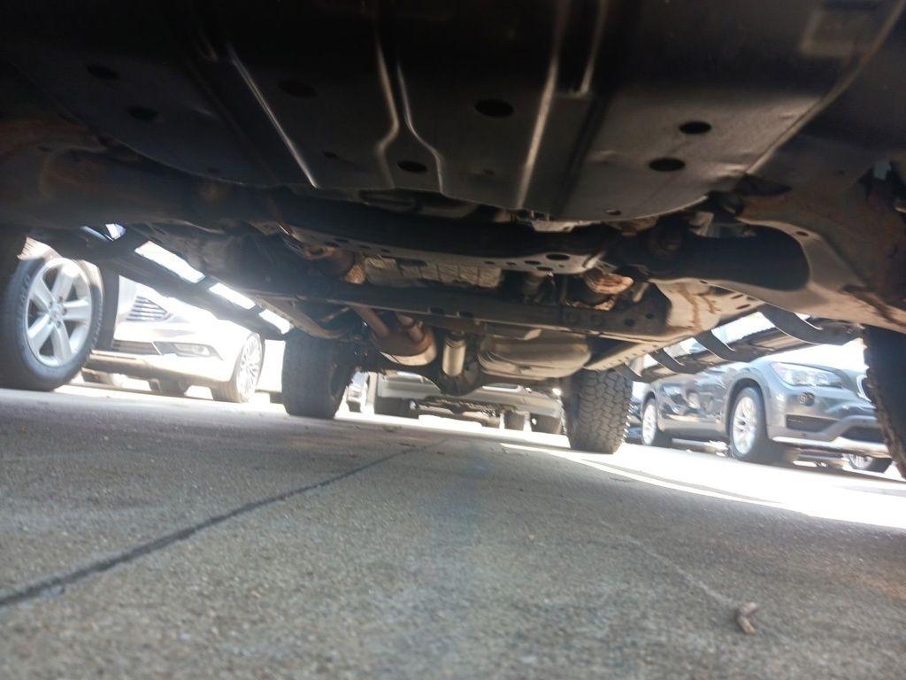 Toyota Tundra 4WD Truck CrewMax 5.7L FFV V8 6-Spd AT LTD (Natl) 2014