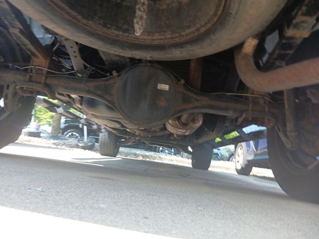 Toyota Tundra 4WD Truck CrewMax 5.7L FFV V8 6-Spd AT LTD (Natl) 2014