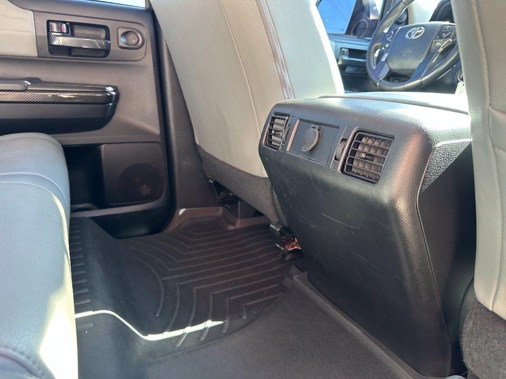 Toyota Tundra 4WD Truck CrewMax 5.7L FFV V8 6-Spd AT LTD (Natl) 2014
