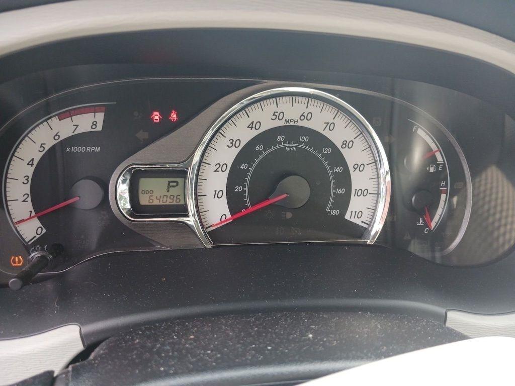 Toyota Sienna 5dr 8-Pass Van V6 SE FWD (Natl) 2013