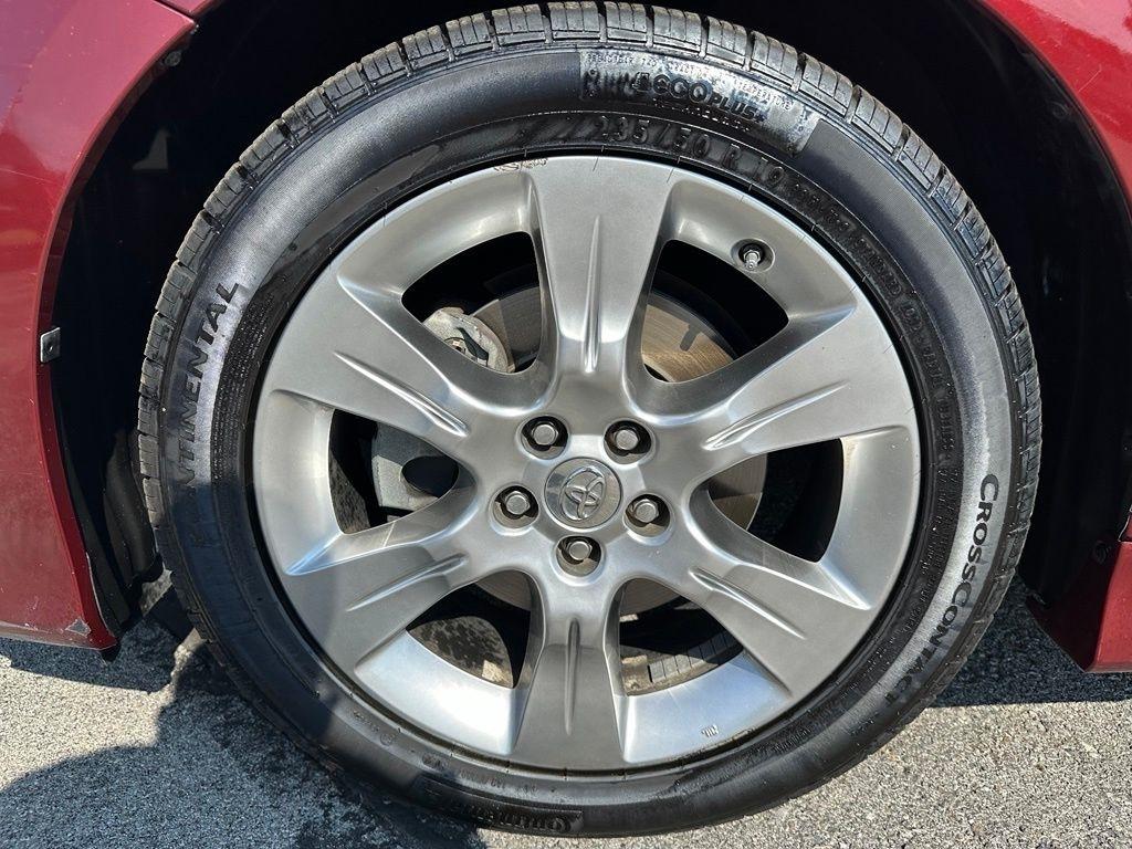 Toyota Sienna 5dr 8-Pass Van V6 SE FWD (Natl) 2013