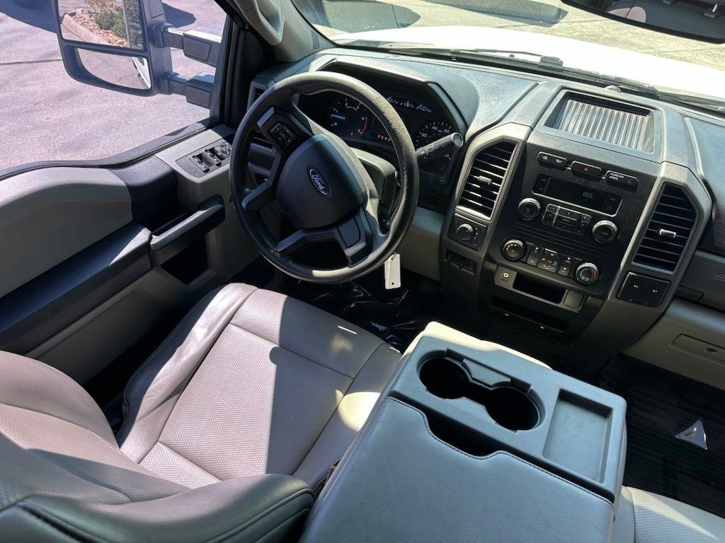 Ford Super Duty F-250 SRW King Ranch 4WD Crew Cab 8' Box 2019