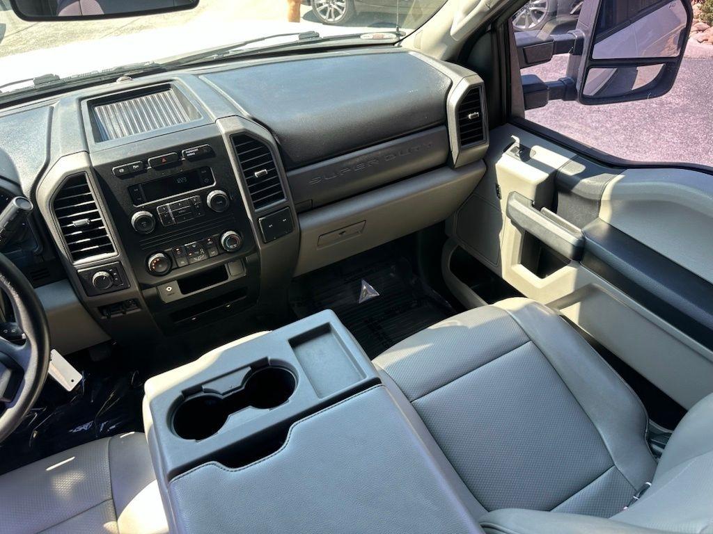 Ford Super Duty F-250 SRW King Ranch 4WD Crew Cab 8' Box 2019