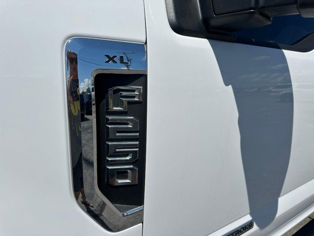 Ford Super Duty F-250 SRW King Ranch 4WD Crew Cab 8' Box 2019