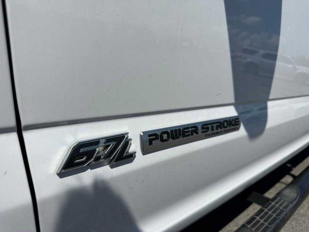 Ford Super Duty F-250 SRW King Ranch 4WD Crew Cab 8' Box 2019