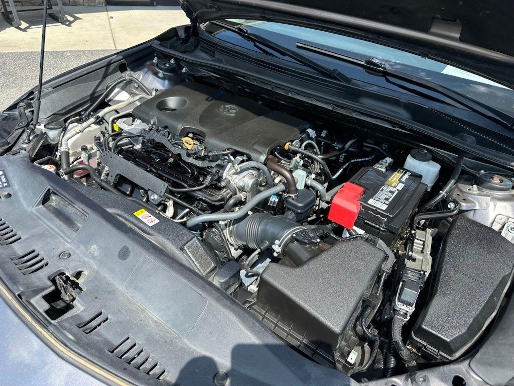 Toyota Camry SE Auto (Natl) 2021
