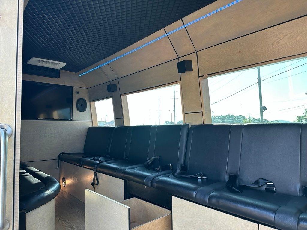 Mercedes-Benz Sprinter Vans RWD 2500 170" 2016