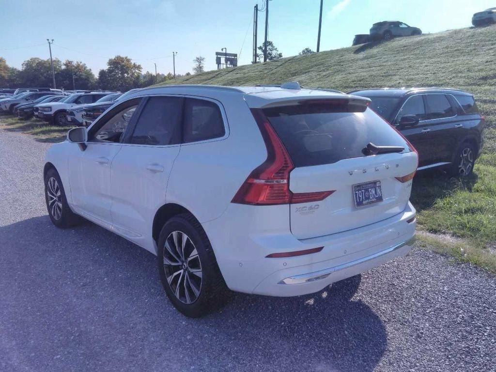 Volvo XC60 B5 AWD Plus Bright Theme 2023