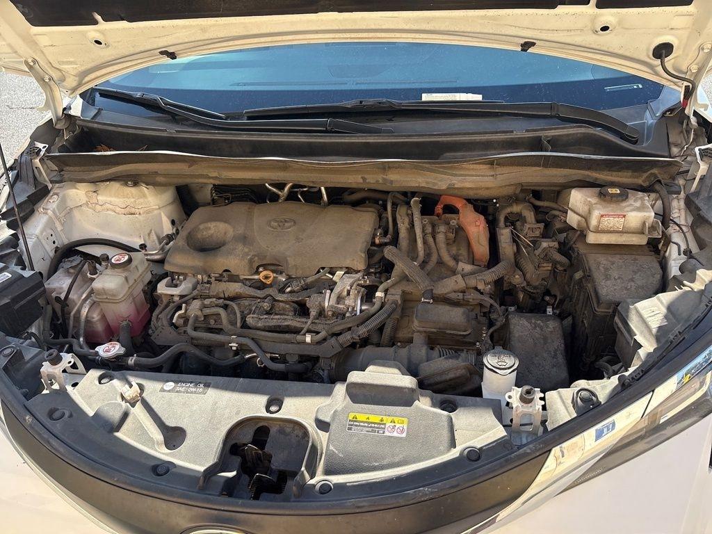 Toyota Sienna LE AWD 8-Passenger (Natl) 2021
