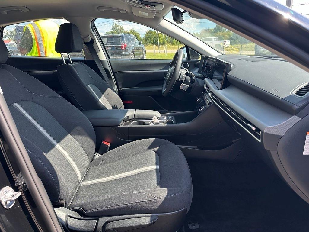 Hyundai Sonata Hybrid Blue FWD 2026