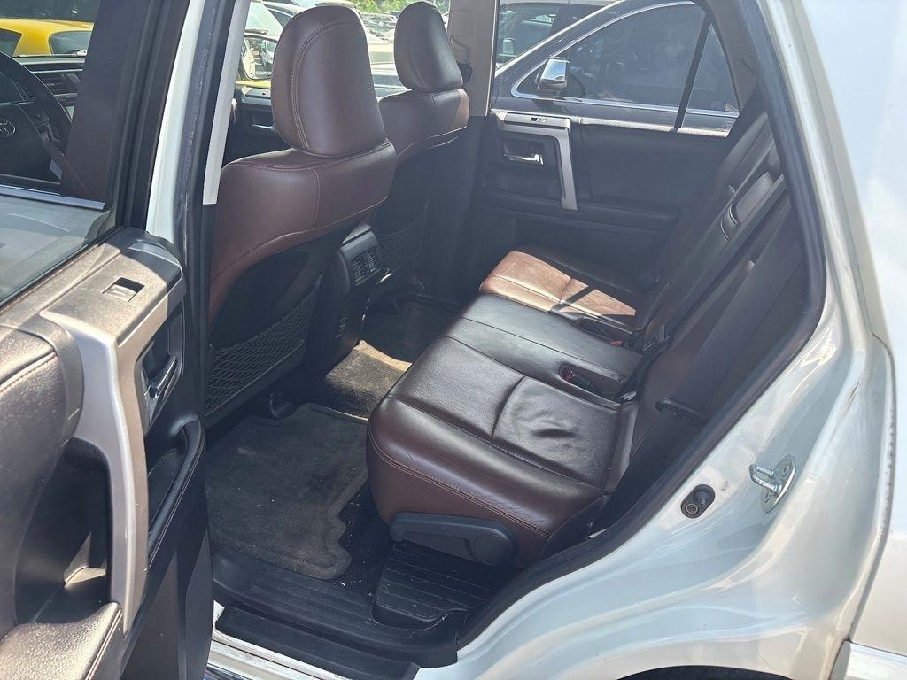 Toyota 4Runner TRD Off Road Premium 4WD (Natl) 2017