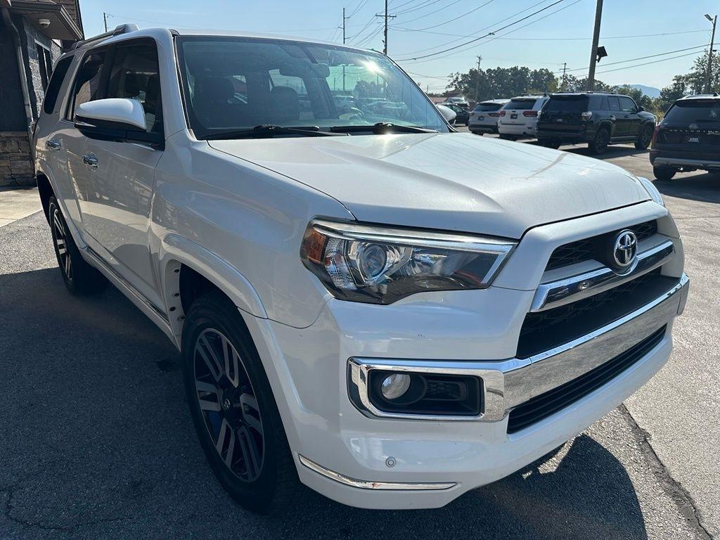 Toyota 4Runner TRD Off Road Premium 4WD (Natl) 2017