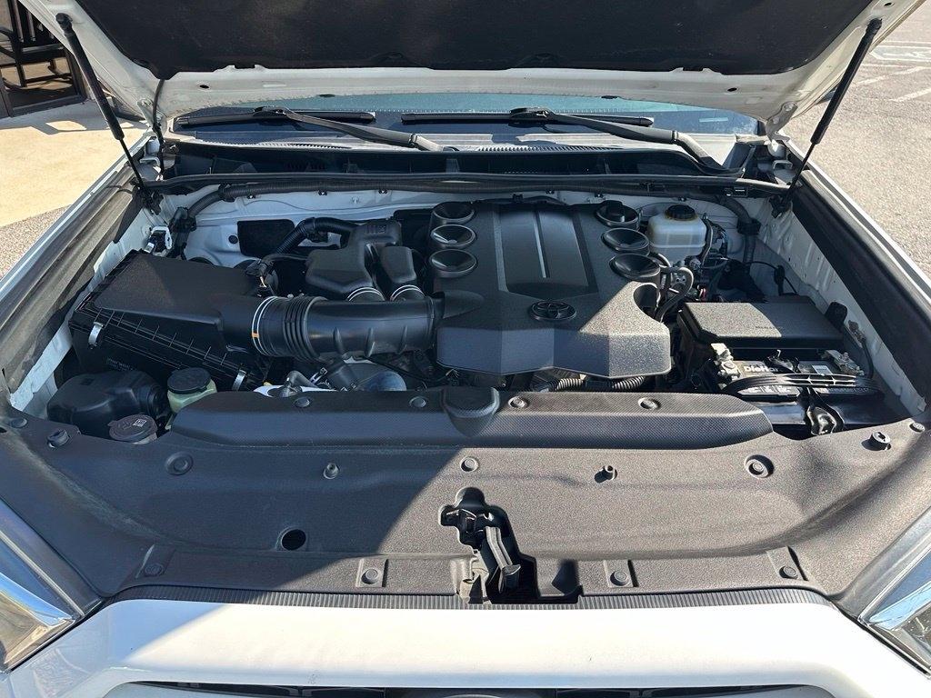 Toyota 4Runner TRD Off Road Premium 4WD (Natl) 2017